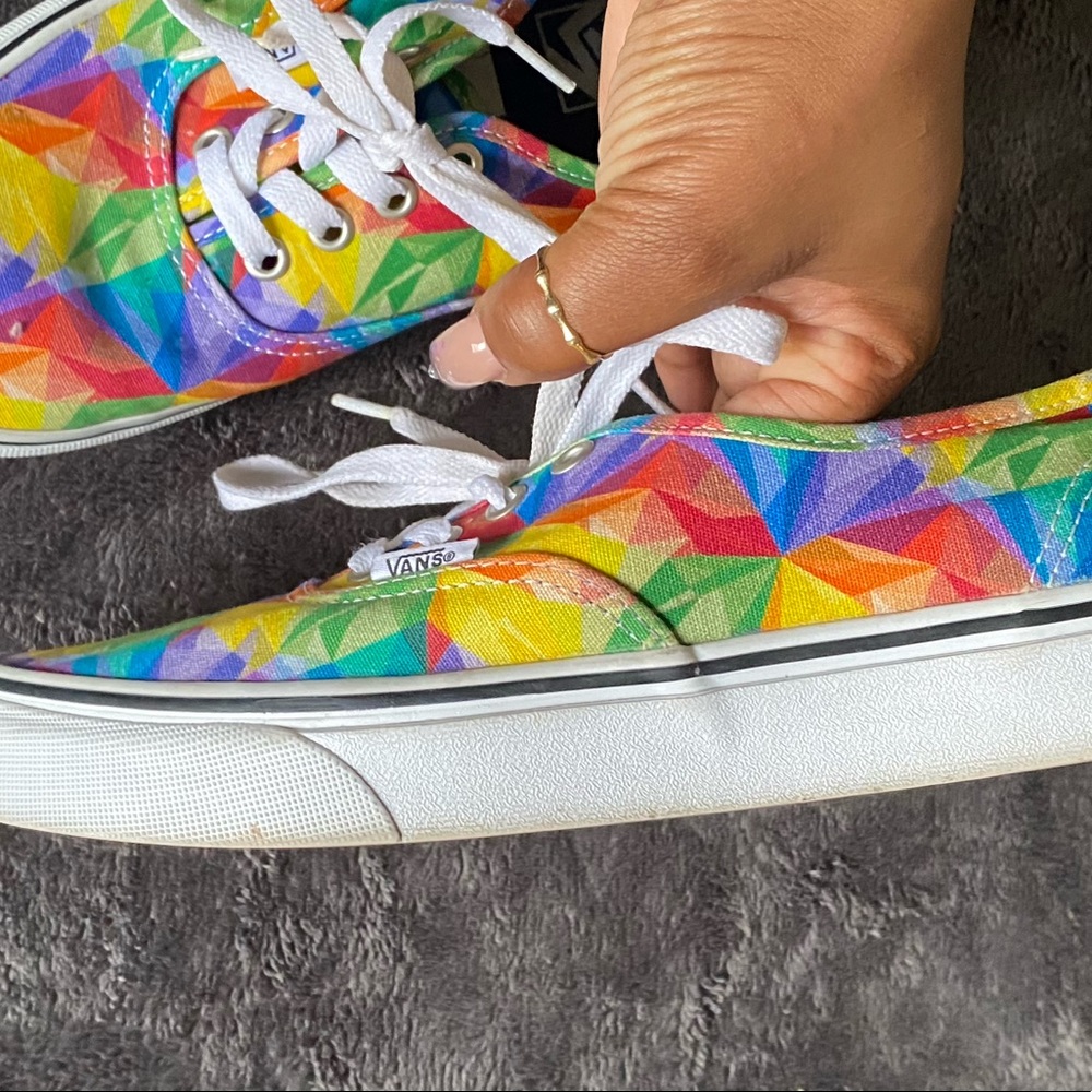 Colorful Vans - Picture 5 of 8